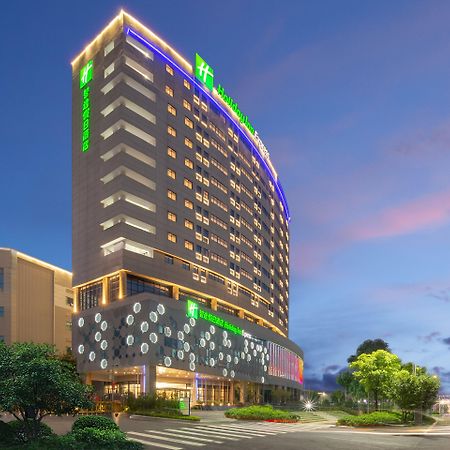 Holiday Inn Express Chongqing Airport Zone By Ihg Экстерьер фото