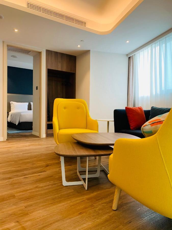 Holiday Inn Express Chongqing Airport Zone By Ihg Экстерьер фото