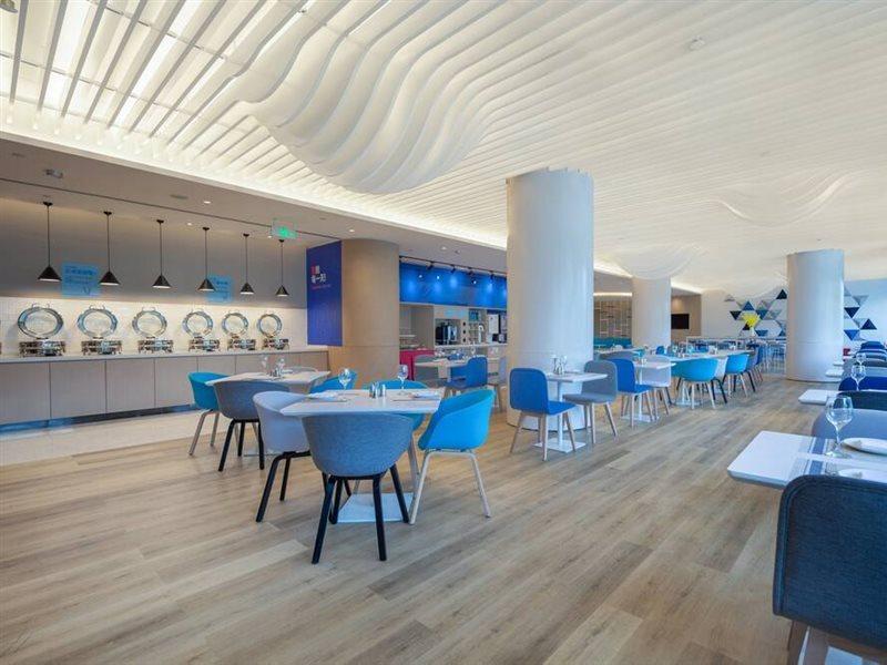 Holiday Inn Express Chongqing Airport Zone By Ihg Экстерьер фото