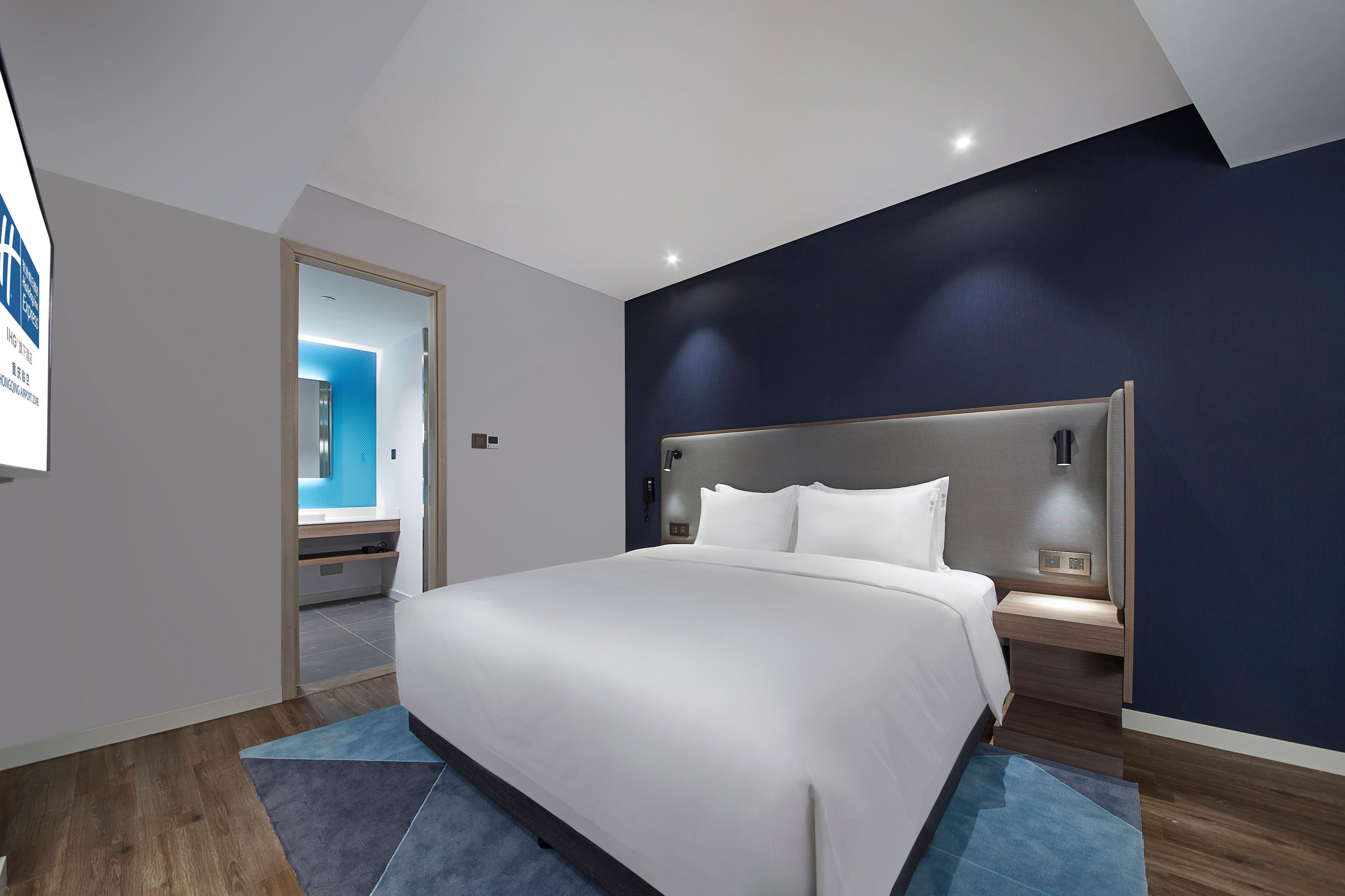 Holiday Inn Express Chongqing Airport Zone By Ihg Экстерьер фото